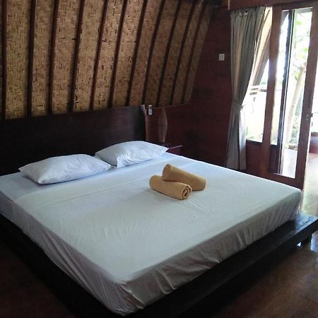 Gili Smile Bungalow Gili Trawangan Exterior photo